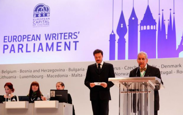 Avrupa Yazarlar Parlamentosu